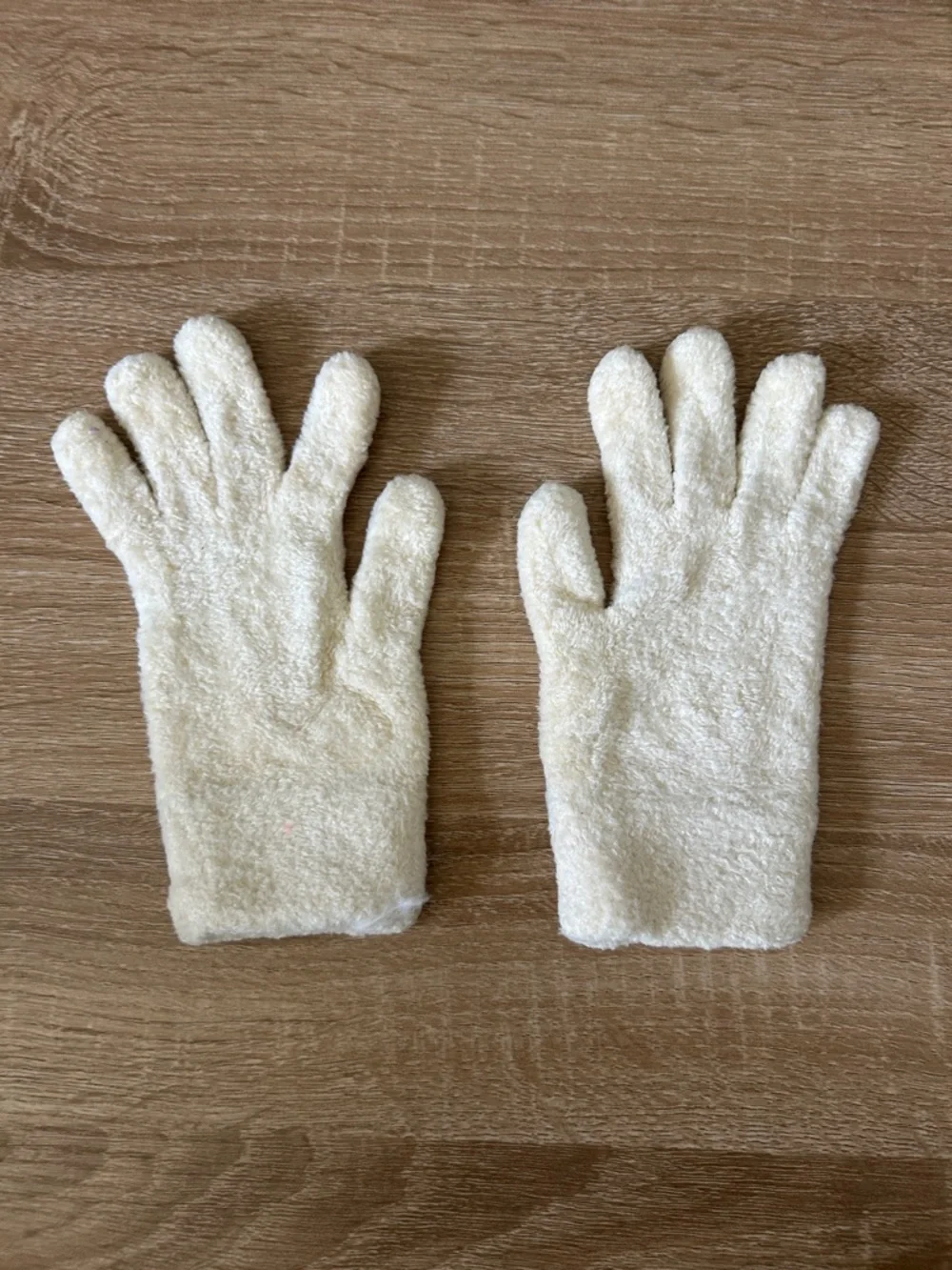 Cozy Fuzzy Cream Gloves